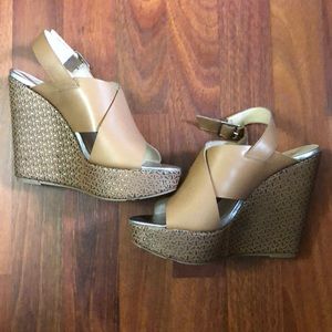 BCBG Paris nude silver wedges 7.5